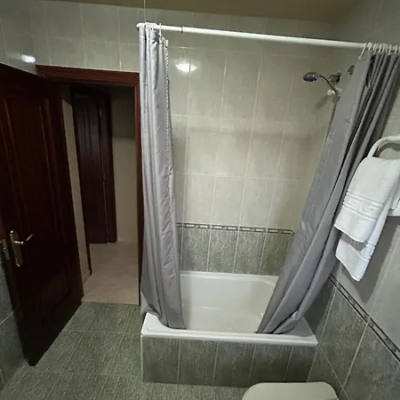 بيت ضيافة Os Delfins Lema